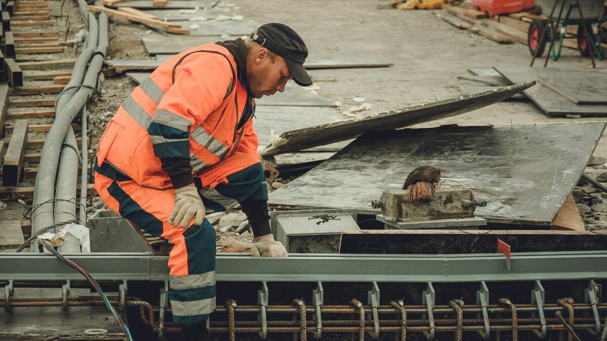    Строительство моста через Оку в Павловском районе, о котором губернатор Глеб Никитин говорил еще в 2020 году, больше не рассматривается властями региона. Это связано с объемом необходимого финансирования, уточнили представители областного минтранса в соцсети «ВКонтакте».
