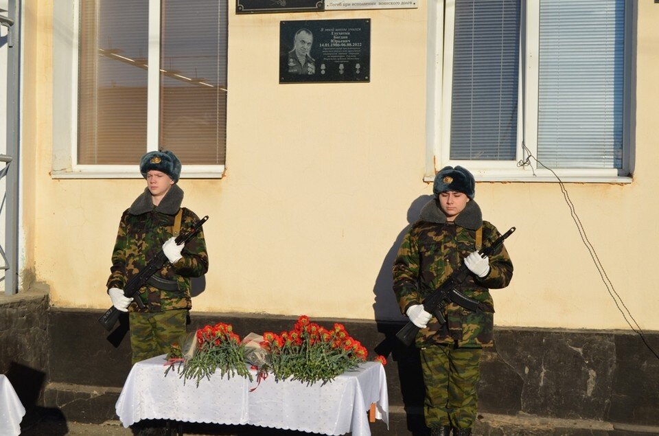    Богдан окончил школу №1 в Соль-Илецке. Фото: Соль-Илецкий городской округ