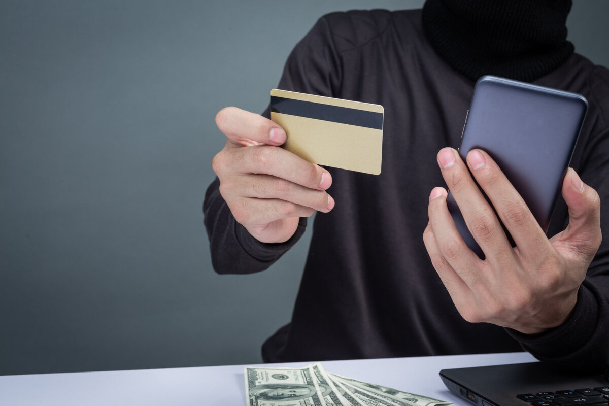   Мошенники активизируются в период праздниковfreepik.com