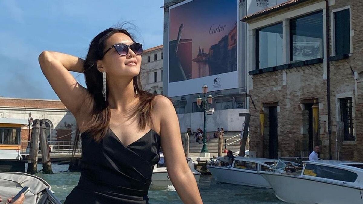    Жанель Сергазина:instagram.com/zhanelsergazina