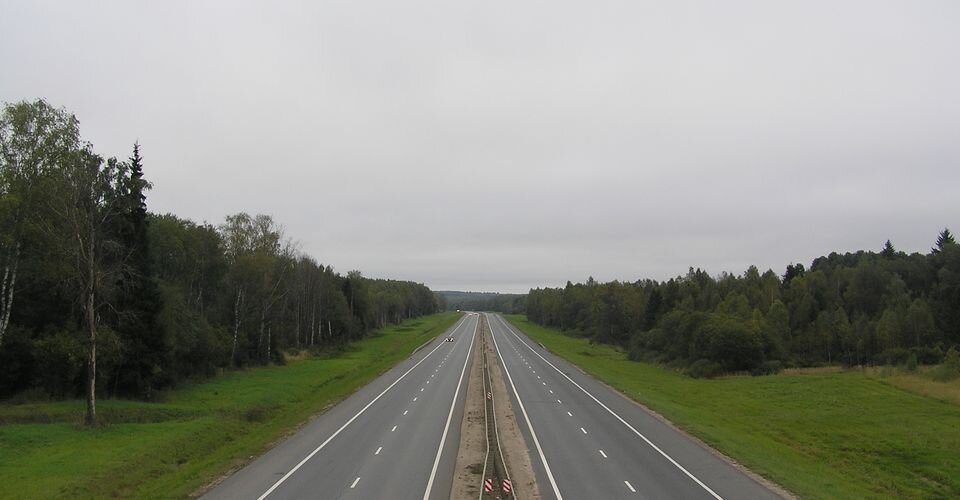 Условный пример. Была трасса примерно такая: поле/лесополоса/луг и так далее/Фото с сайта asninfo.ru