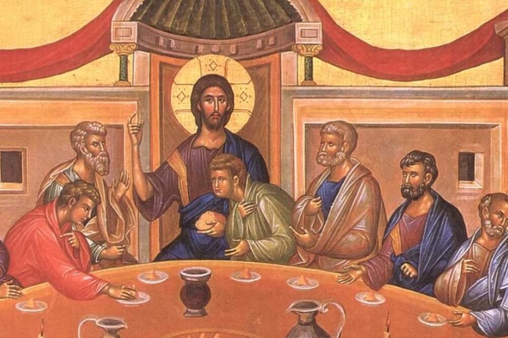 Сегодня колокола перестают звенеть  