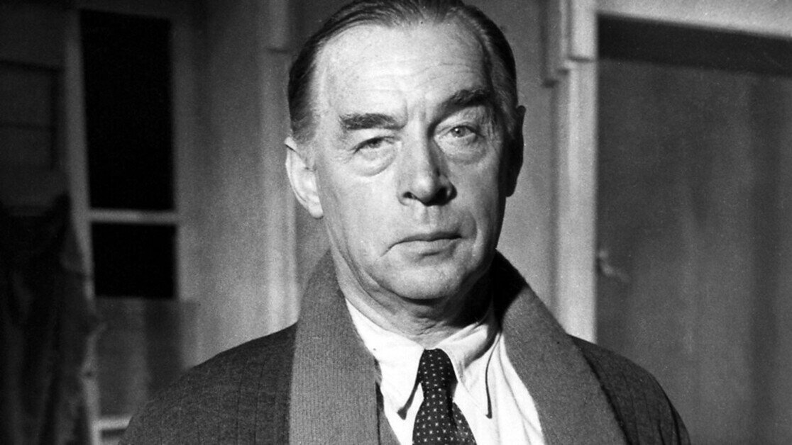 Э́рих Мари́я Рема́рк.