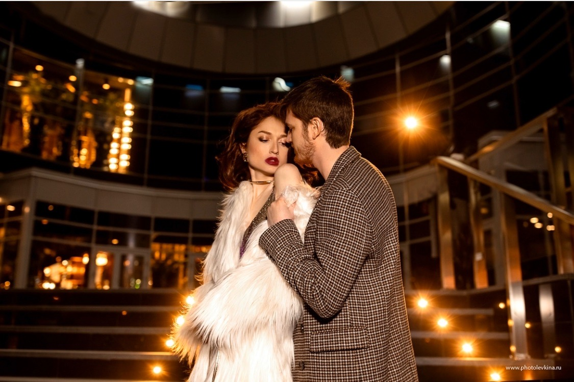 Недавно ходили в театр. Очень крутые эмоции, кстати говоря.