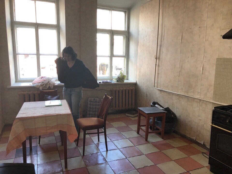 Рабочие показали как сделали из старой квартиры на Невском -шедевр. Фото До/После.