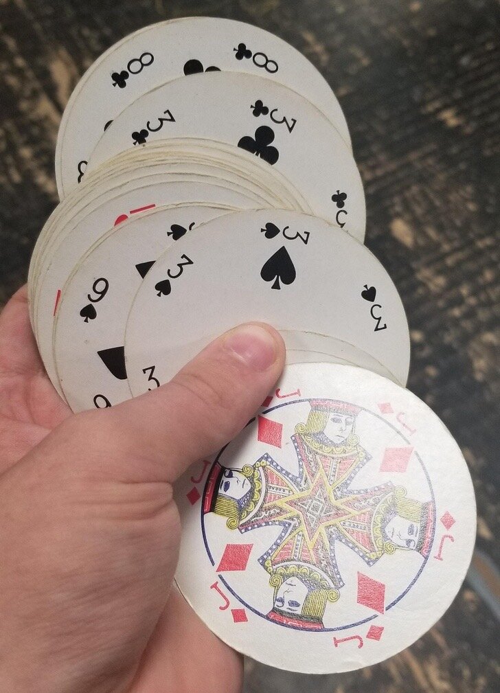 Колода круглых Карты :)