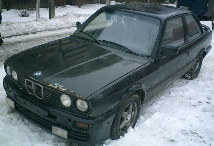 Капот был другого цвета, кузов мне показался живым, но это оказалось не так:)