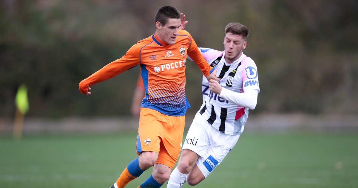 Илья Шкурин 