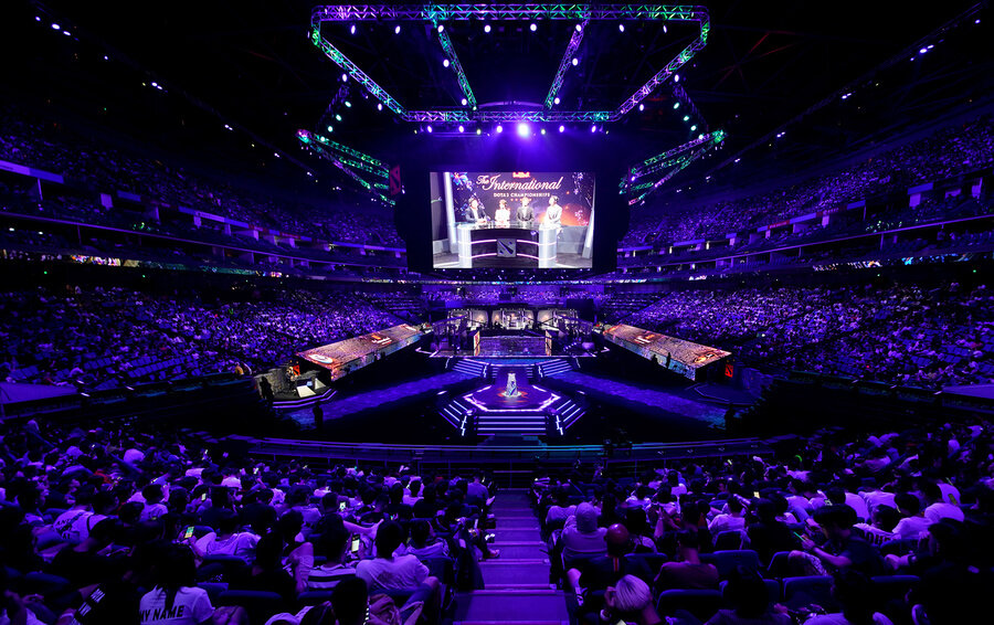 Киберспорт международный. Арена Интернешнл 2021. The International 2019 Арена. Киберспортивная Арена в Шанхае. Кибер Арена Интернешнл дота 2 в 2k.