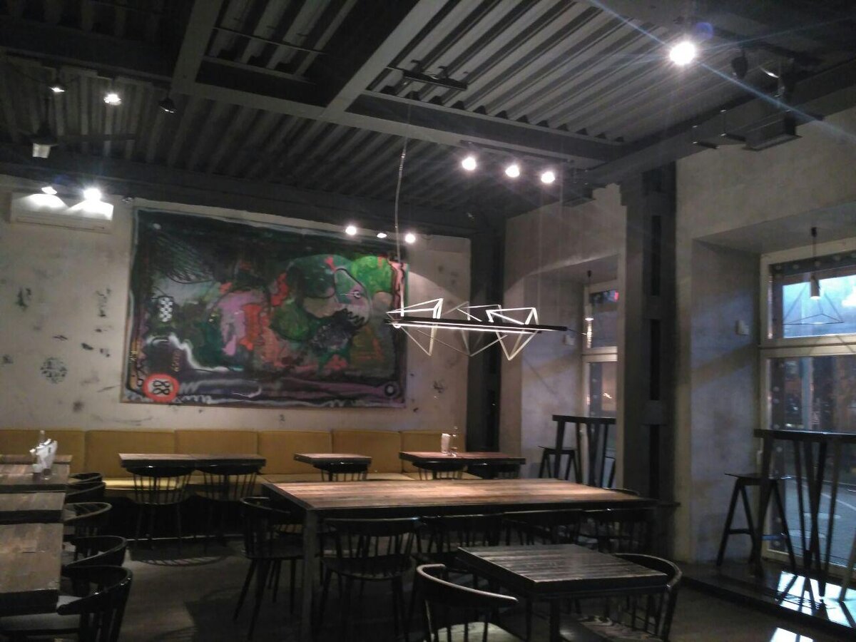 собственно пустой зал в тот самый вечер