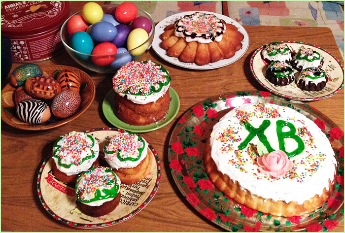 Наши куличи. Фото автора.