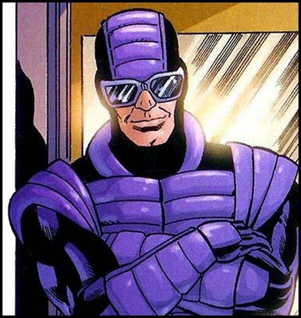 Настоящее имя наёмника и частного детектива по прозвищу «Паладин» неизвестно. Паладин неоднократно сталкивался как со злодеями, так и с героями — смотря какое у него задание. Он некоторое время помогал Мстителям (но не вступил в команду) и Человеку-Пауку, крутил роман с Осой, позже – флиртовал с Джубили. Паладин сверхчеловечески силён и вынослив (не до уровня Халка, но тонну поднять может). В бою он обычно пользуется пистолетом-тазером повышенной мощности, способным парализовать практически кого угодно.