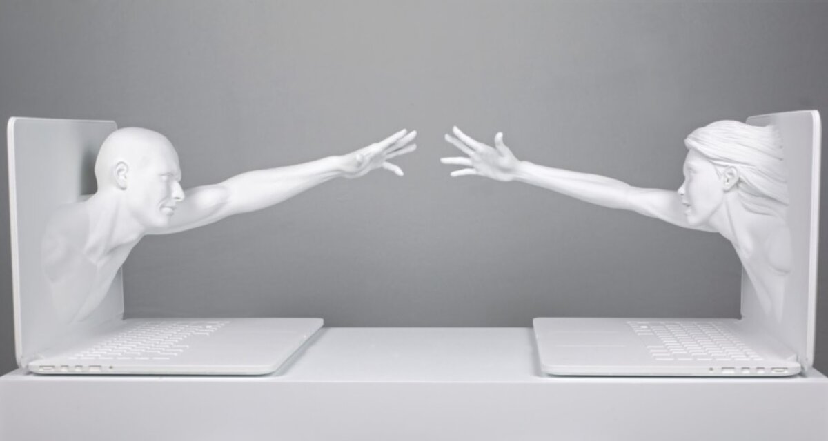 Художник Федерико Клапис "Touchscream"  https://www.federicoclapis.com/