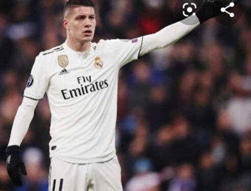 Милан хочет арендовать Йовича.Источники пишут что что Зидан недоволен сербом. И реал готов отдать его в аренду 