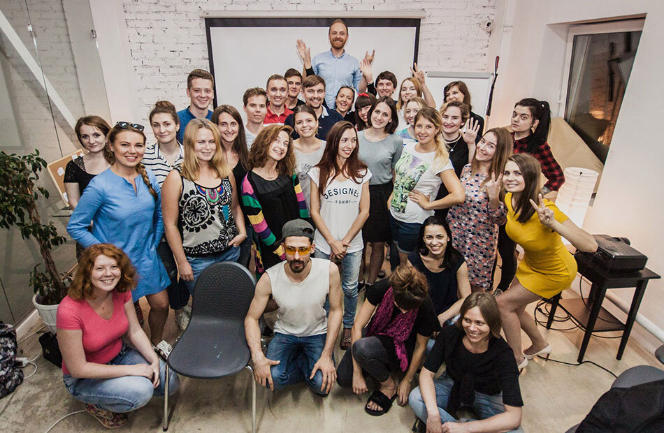 В Moscow Digital Academy есть и очные курсы – проходят в Москве и Санкт-Петербурге