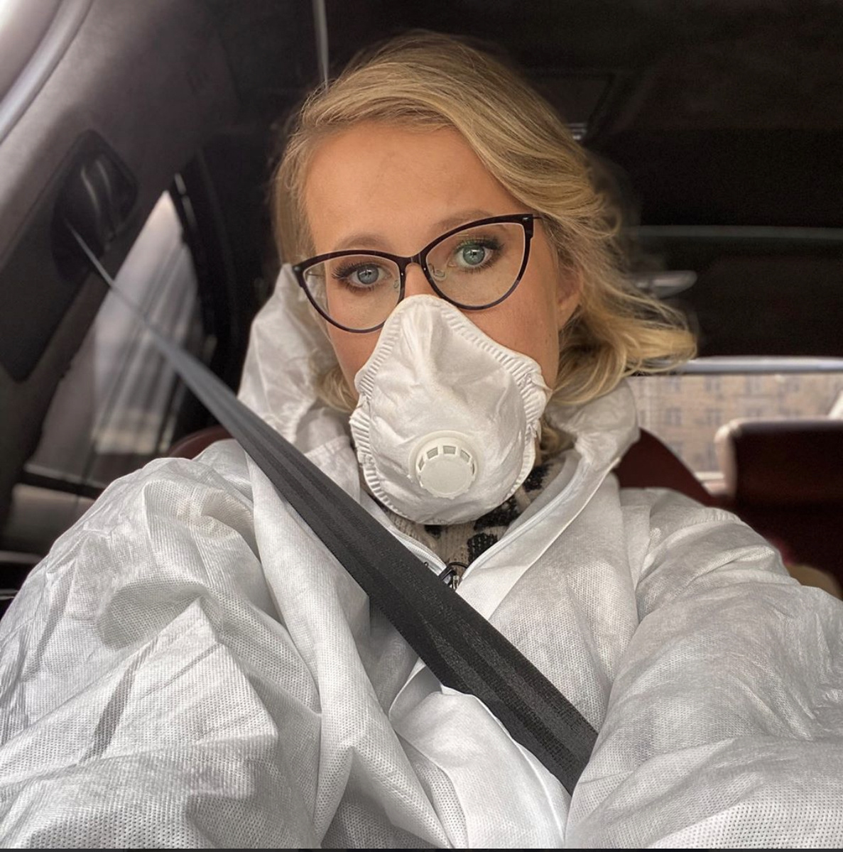 Собчак в маске Алина-310