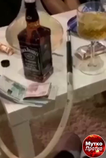скриншот с видео