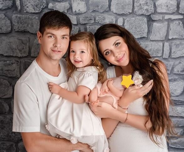 семья Дмитренко (фото из Instagram)