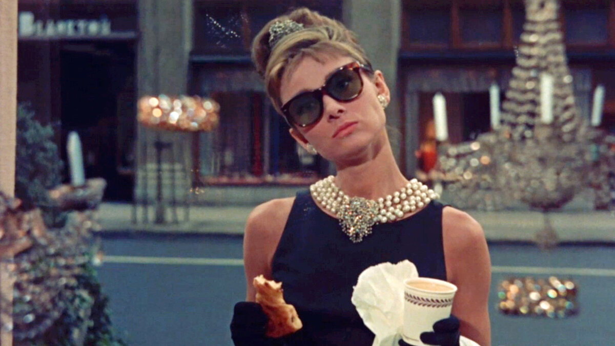 Одри Хепбёрн в фильме "Завтрак у Тиффани"