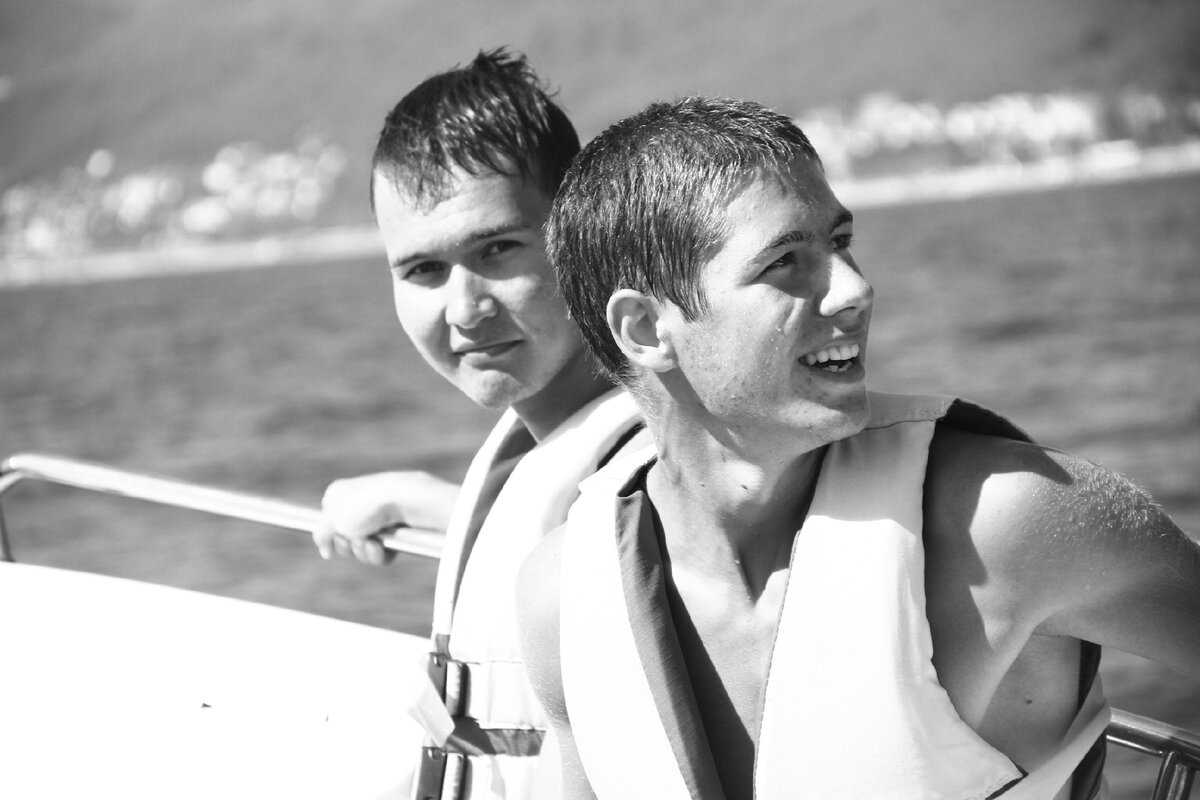 Наблюдали за людьми