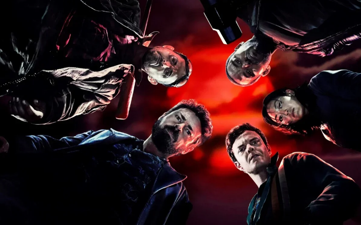 Вон тот, слева, на Д. Козловского чем-то похож...