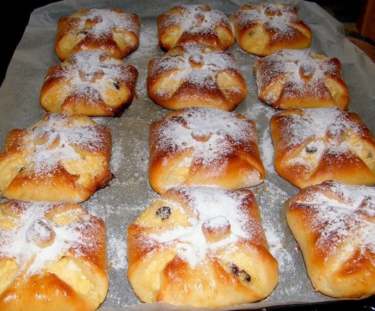 Красивые булочки с творогом