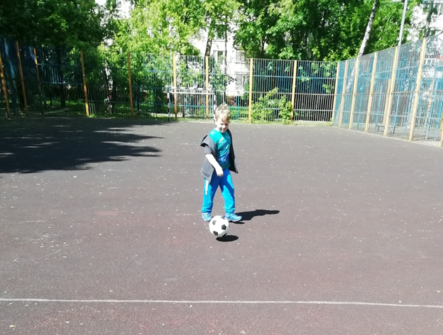 Играем с сыном. Моё фото