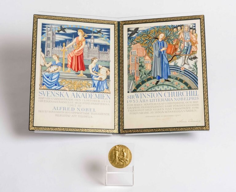 Диплом и медаль черчиллевской Нобелевки. «За высокое мастерство произведений исторического и биографического характера, а также за блестящее ораторское искусство, с помощью которого отстаивались высшие человеческие ценности»