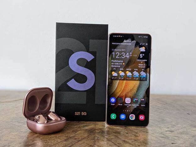 внешний вид и коробка Samsung Galaxy S21