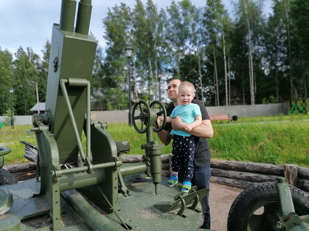 Сынуля с папой 