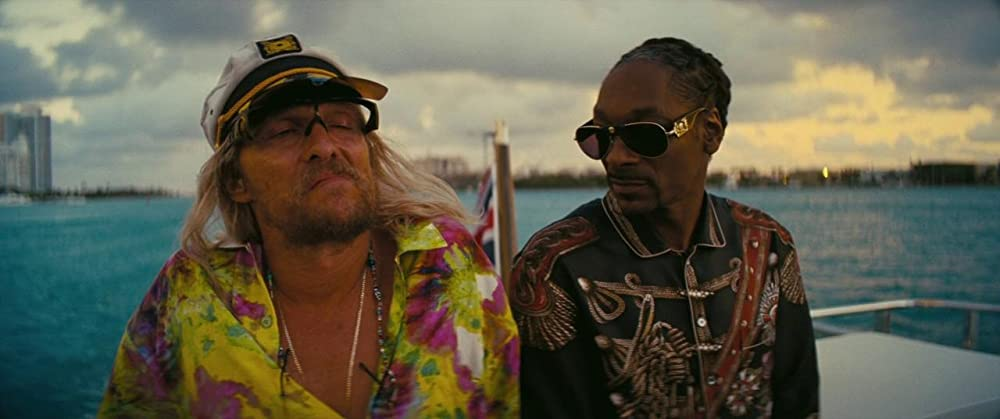 Кадр из фильма The Beach Bum. Режиссер: Хармони Корин. Оператор: Бенуа Деби. Производство: Anonymous Content, Grisbi Productions, Le, Iconoclast, Riverstone Pictures, SPK Pictures, Vice Films. Показ в России: Парадиз
