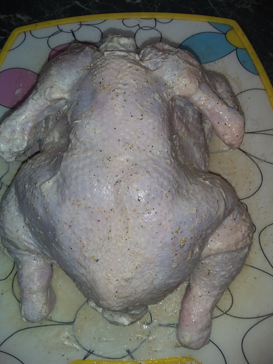 Посыпаем вашими любимыми специями.