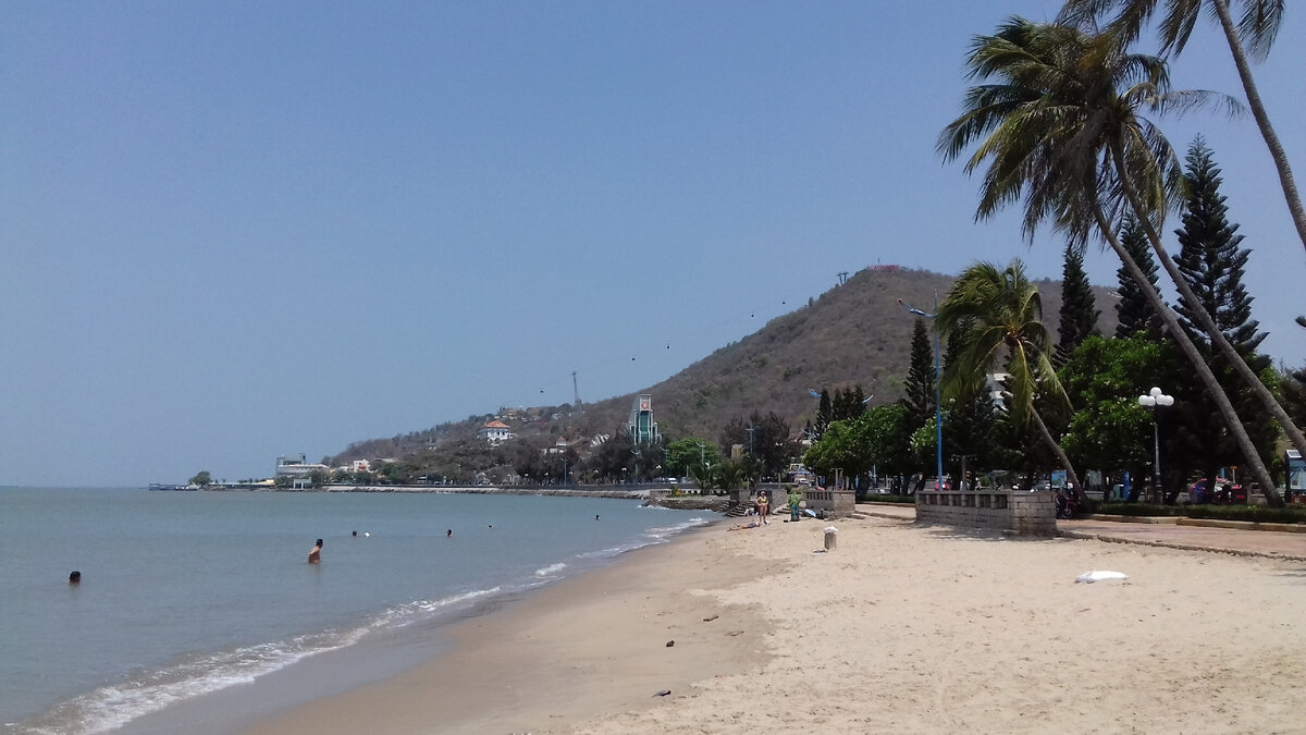 Front beach (Передний пляж) в Вунгтау
