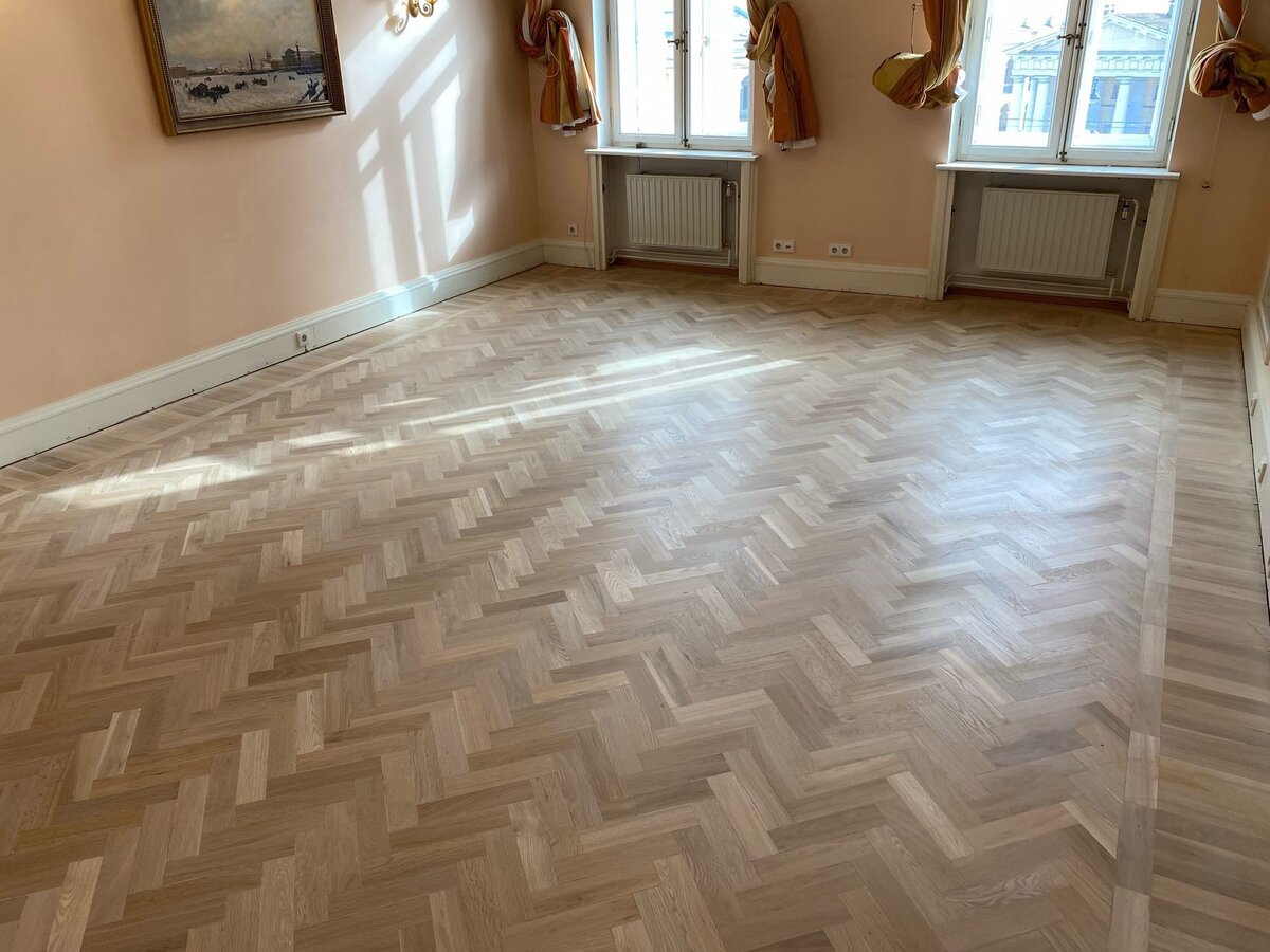Классический паркет Ёлочкой.