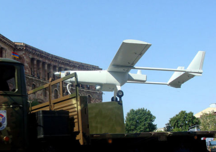 Какую знаменитую военную технику и какое оружие создали армяне? Рассказываем