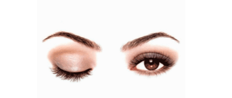 Моргание вразнобой: один глаз закрываем, а другой открываем. Все остальное лицо держим расслабленным // изображение gifter.com 