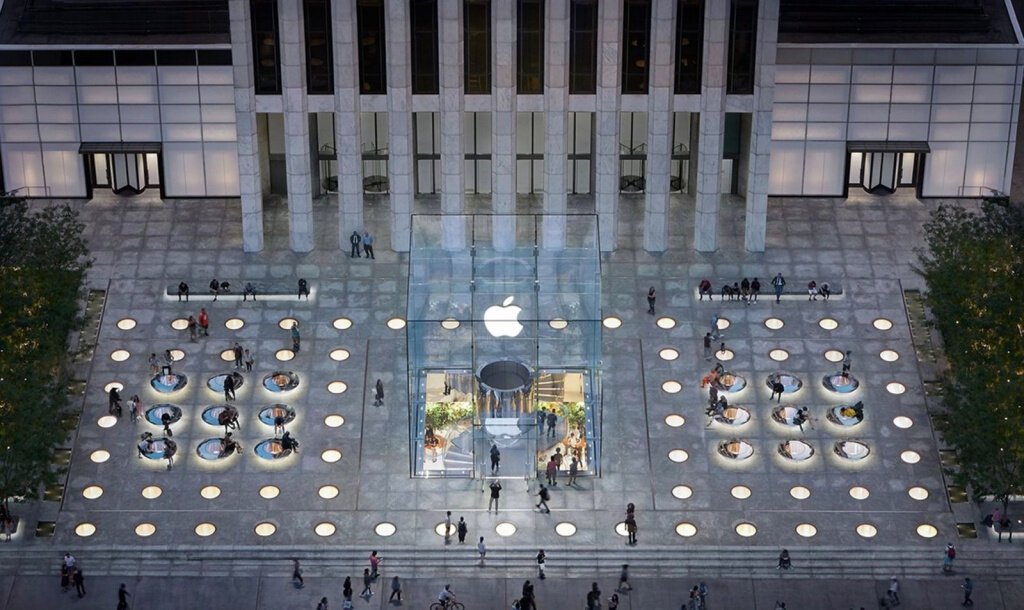    Apple Store