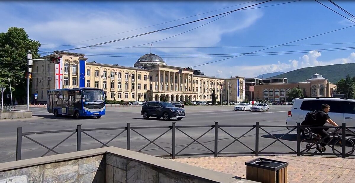 Грузия. Города в деталях: Гори | Пара путешествий | Дзен