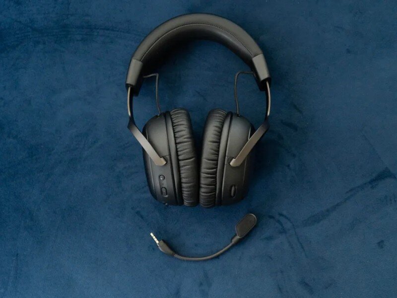    Беспроводная версия HyperX Cloud III: объёмный звук и автономность 120 ч