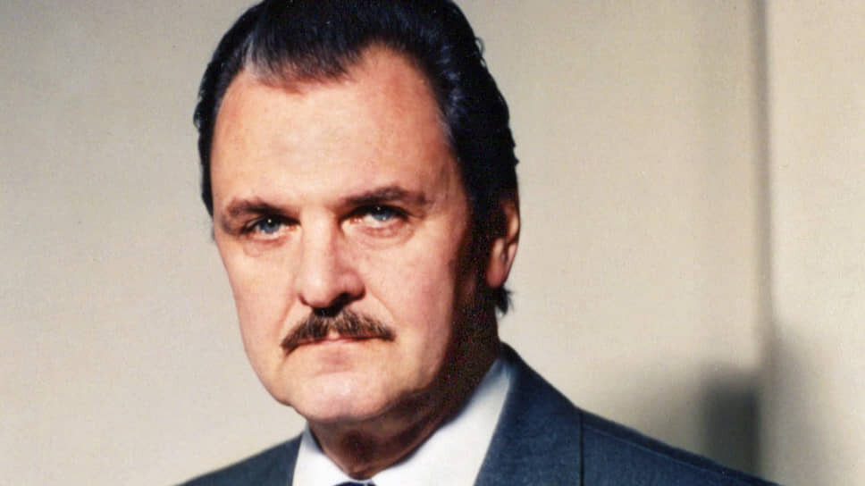    В 1948 году будущий народный артист СССР Юрий Яковлев подал документы во ВГИК, но приемная комиссия сочла внешность абитуриента «некиногеничной». Тогда он поступил и окончил Театральное училище им. Б. Щукина. Служил в Академическом театре им. Е. Вахтангова, где сыграл около 40 ролей. На счету актера более 100 ролей в кино и на телевидении Фотоархив журнала «Огонек»