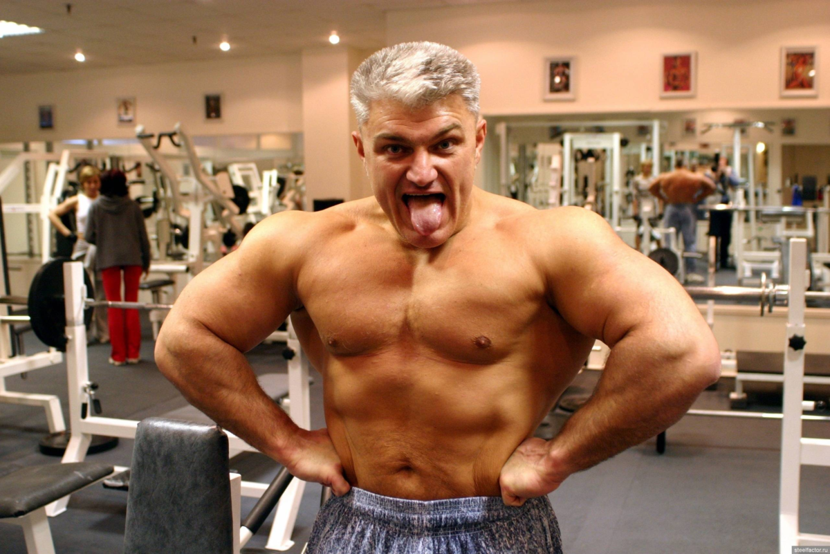 Профессиональные бодибилдеры. Умерший атлет. Джо линдер 20 лет. Турчинский 2009. Динамит актер турчинский.