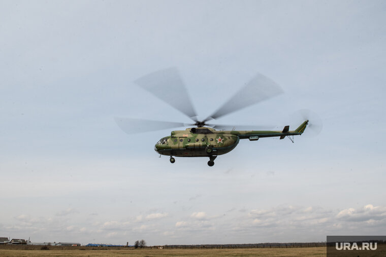    Вертолет Ми-8 предназначался для военно-мемориального комплекса в Богдановиче (фото из архива)