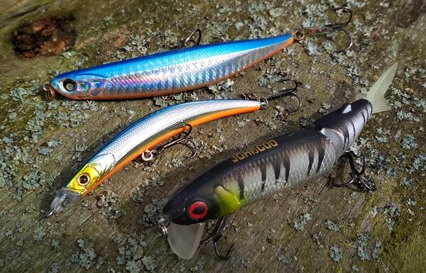 Мой китаец в компании с Strike Pro Slinky Minnow (в центре) и BAT Hideaki (выше)