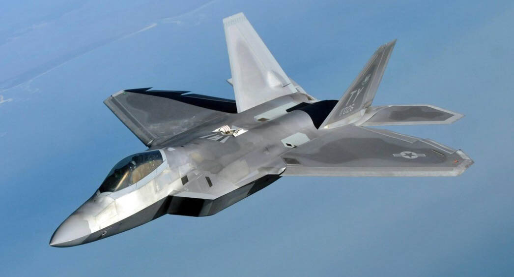 Американский истребитель F-22 Raptor (поколение 5)