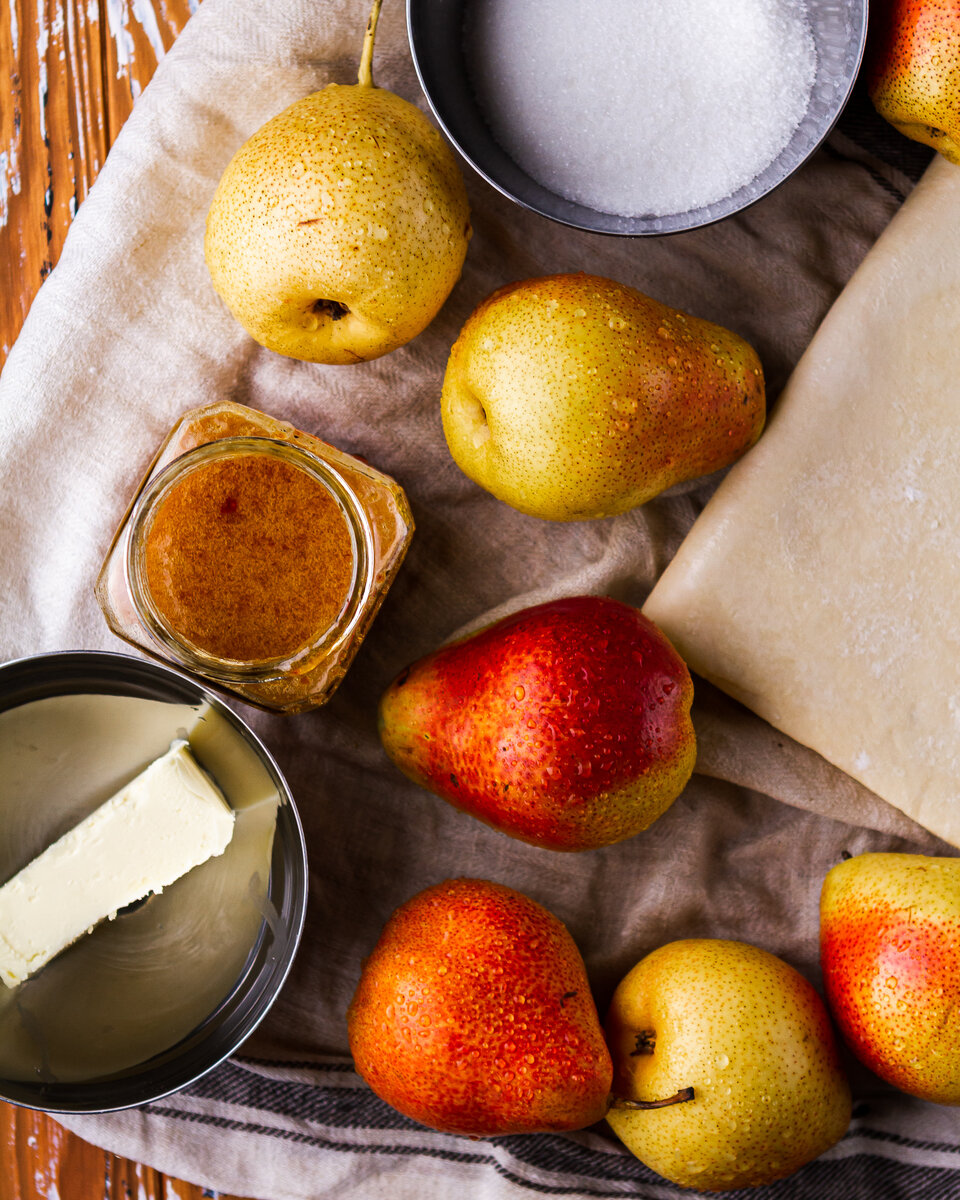 Простейший грушевый тарт из слоеного теста🎂