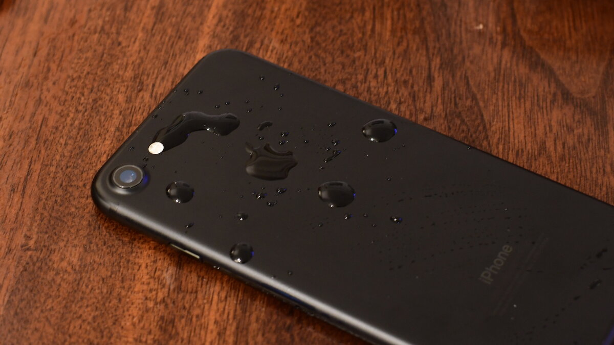 Шикарный, натуральный черный цвет :)