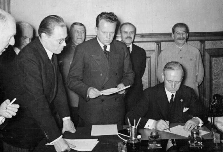 Советский Союз, Микоян, Молотов , третий Рейх