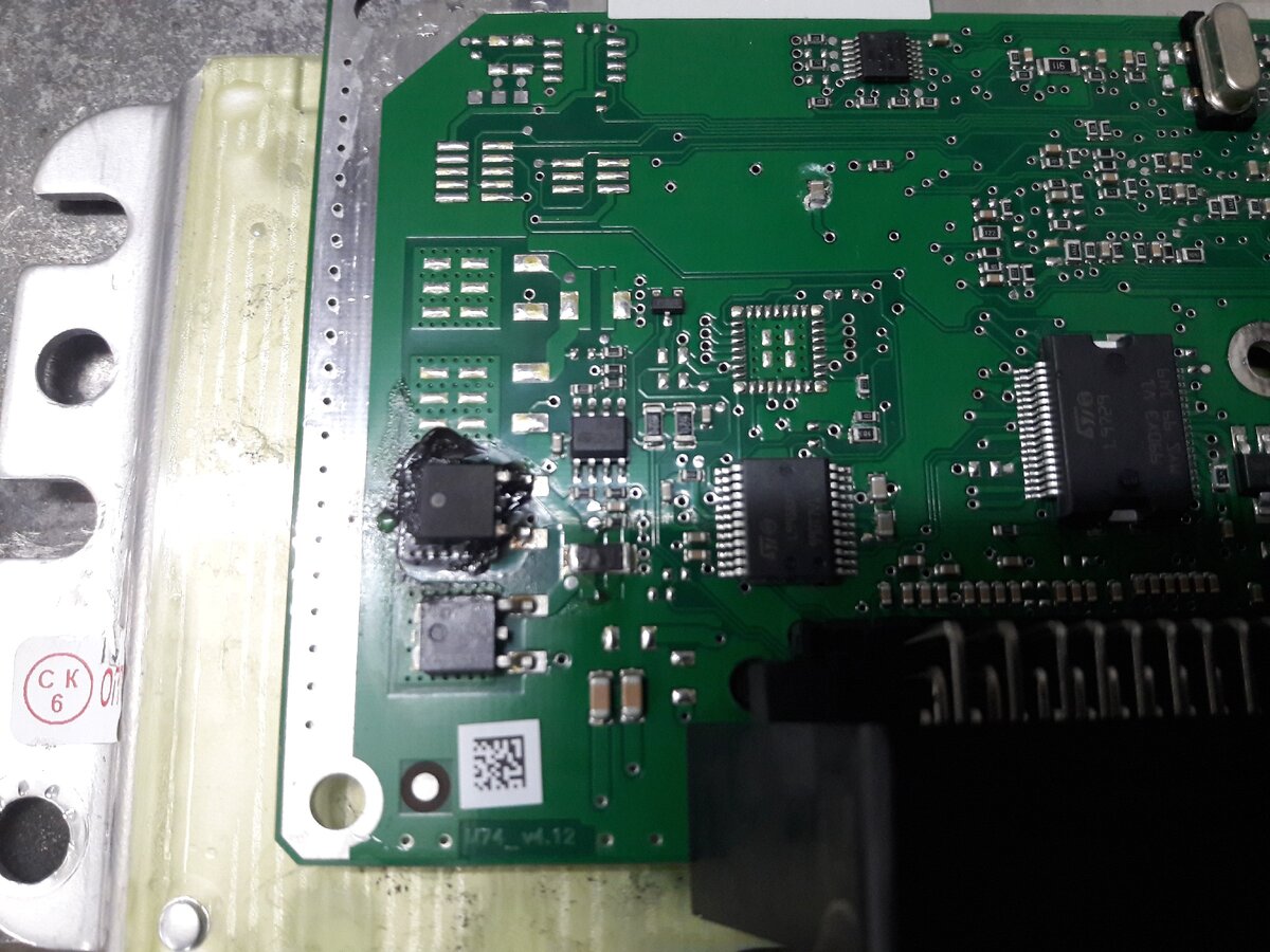 Пример сгоревшего транзистора.