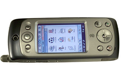 Motorola A920 был одним из самых продвинутых смартфонов 2003 года
