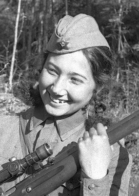 Зиба Ганиева: актриса и снайпер.
